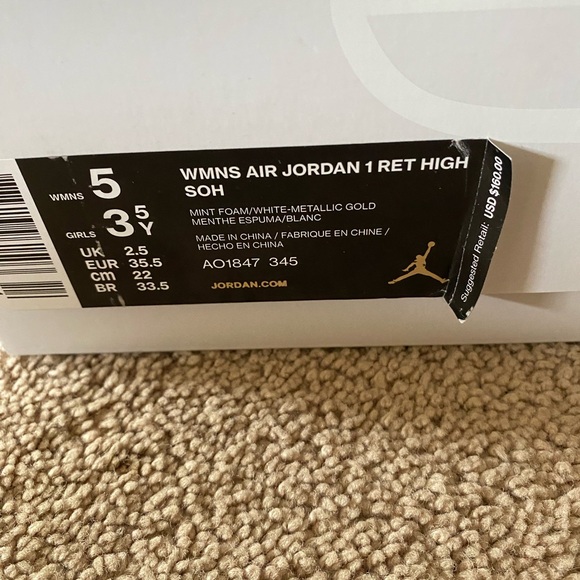 Women’s Air Jordan 1 Ret High Mint/White Metallic Gold WMS size 5 Kids size 3.5 - Picture 4 of 5